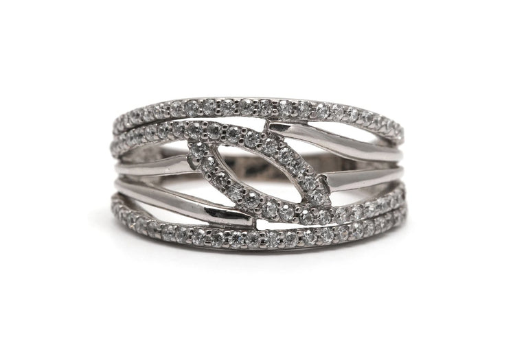 Bague 55 Bague contemporaine en or blanc 18 carats et diamants 58 Facettes B935