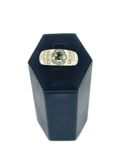 Bague 54 Bague rétro italienne en or jaune, péridot et diamants 58 Facettes A1967D