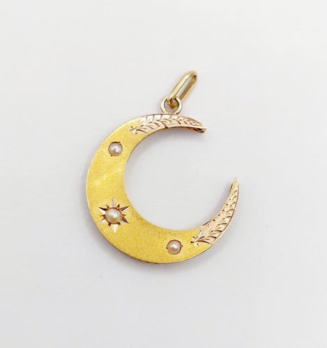 Pendentif Pendentif croissant de lune en or 18K et perles 58 Facettes A07705