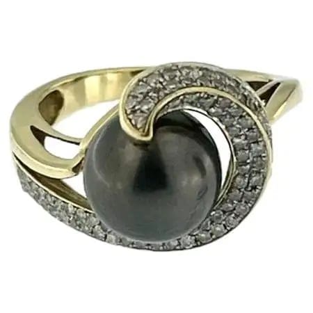 Bague 56 Bague cocktail en or 18 carats, perle noire et diamants 58 Facettes A2001D