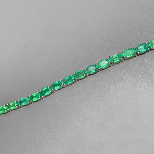 8ct-oval-emerald-tennis-bracelet-18k-white-gold-4.jpg