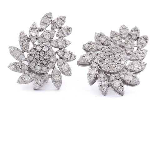 Boucles d'oreilles Boucles d'oreilles florales en platine et diamants 58 Facettes OR P4 (00619)