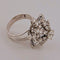 Bague 52 Bague fleur en or blanc et diamants 58 Facettes 2690414