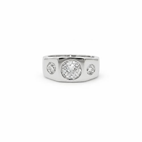 Bague 52 Bague en platine et diamants taille ancienne 1,41 ct 58 Facettes 1.0001377/1