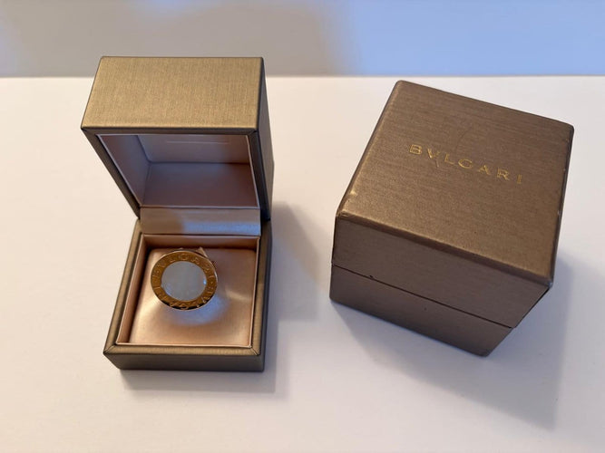 Bague 52.5 Bvlgari - Bague Bvlgari Bvlgari en or jaune et nacre 58 Facettes AZ-PG-261732