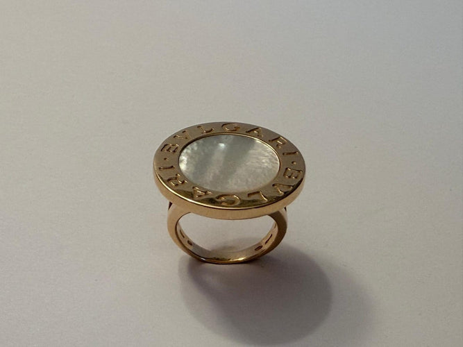 Bague 52.5 Bvlgari - Bague Bvlgari Bvlgari en or jaune et nacre 58 Facettes AZ-PG-261732