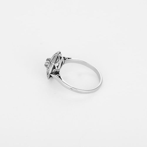 Bague 49 Bague années 1950 en or blanc, platine et diamants 58 Facettes B260537