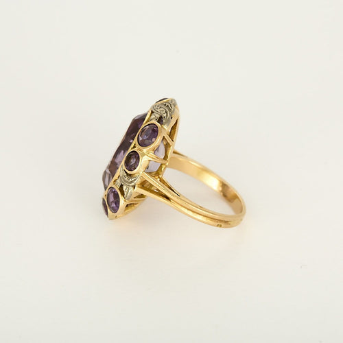 Bague 56 Bague marguerite en or blanc et jaune, améthystes 58 Facettes B260526