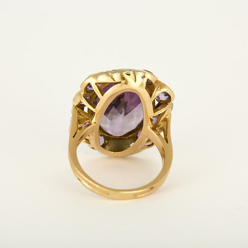 Bague 56 Bague marguerite en or blanc et jaune, améthystes 58 Facettes B260526