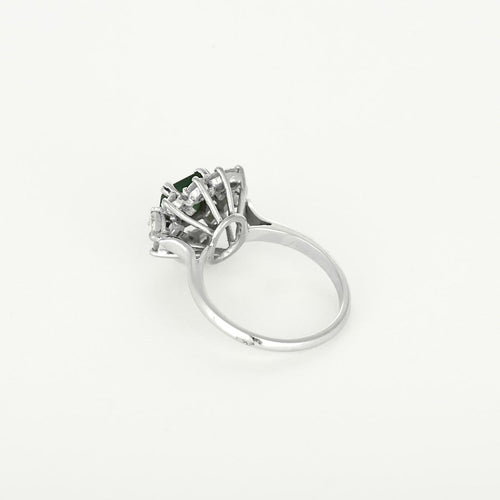 Bague 52 Bague marguerite en platine et or jaune, émeraude et diamants 58 Facettes B260498