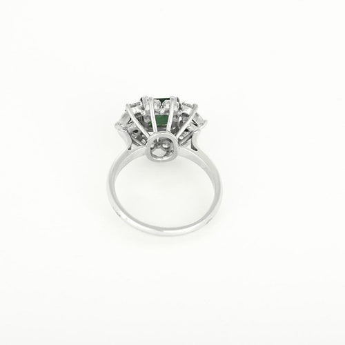 Bague 52 Bague marguerite en platine et or jaune, émeraude et diamants 58 Facettes B260498