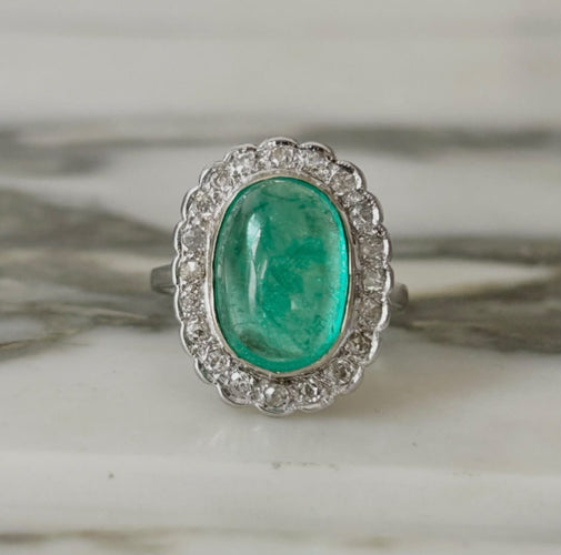 Bague 58 Bague marguerite en or blanc avec émeraude colombienne et diamants 58 Facettes 285