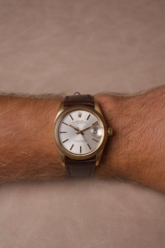 Montre Rolex Oyster Perpetual Date - Montre 1507 en or jaune 18K 58 Facettes MONTRE-030