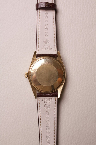 Montre Rolex Oyster Perpetual Date - Montre 1507 en or jaune 18K 58 Facettes MONTRE-030