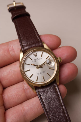 Montre Rolex Oyster Perpetual Date - Montre 1507 en or jaune 18K 58 Facettes MONTRE-030