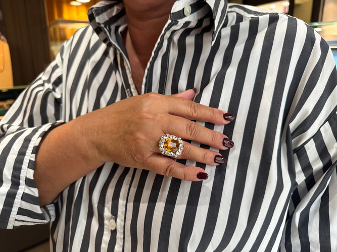 Bague Bague en or 18 carats, citrine 7,33 carats et diamants 1,08 carat 58 Facettes UN-1680