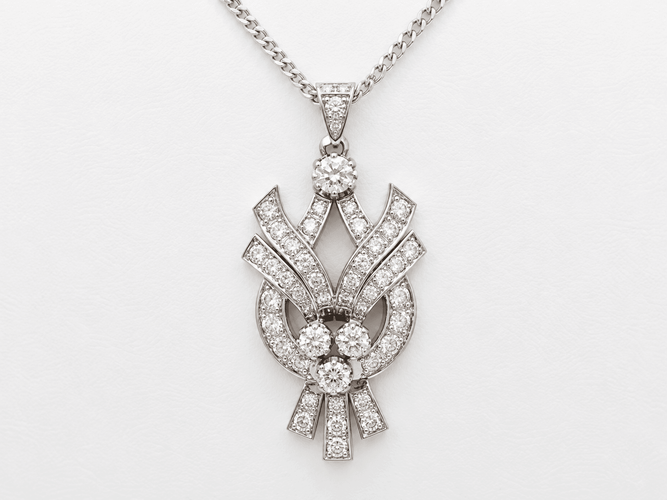 Collier Collier pendentif en platine et or blanc avec diamants 58 Facettes 31840