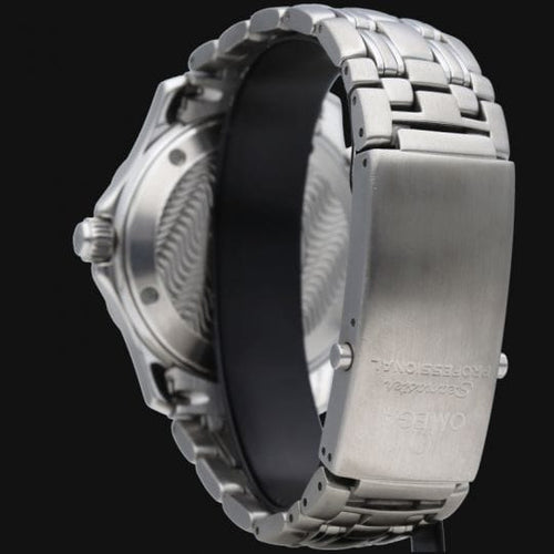 Montre Omega - Montre Seamaster 300 M en acier 58 Facettes MT48216