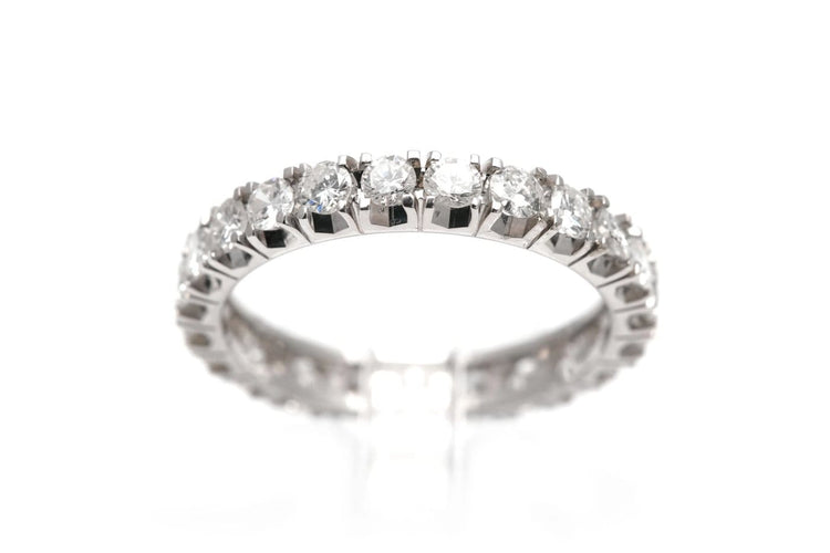 Bague 53 Alliance américaine en or blanc 18 carats et diamants 58 Facettes 24083