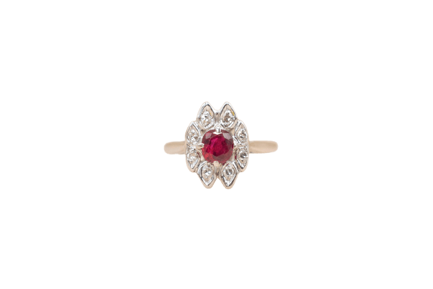 Bague Marguerite navette Rubis Diamants