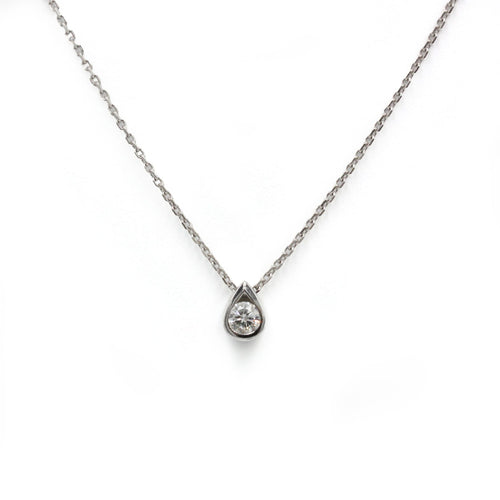 Collier Collier pendentif goutte en or blanc et diamant 58 Facettes 260182R