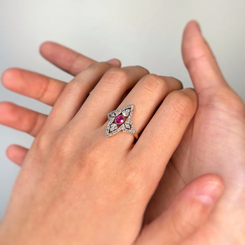 https://unsiecledebijoux.com/wp-content/uploads/2026/03/15866.jpg