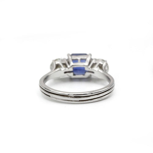 Bague 52 Bague en or blanc, saphir et diamants 58 Facettes 250093R
