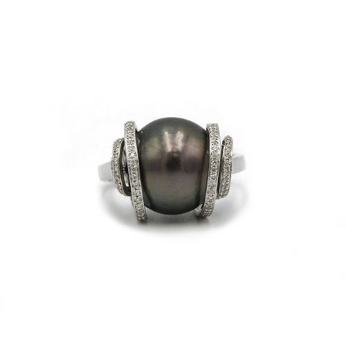 Bague 54 Bague en or blanc, perle de Tahiti et diamants 58 Facettes 240198R