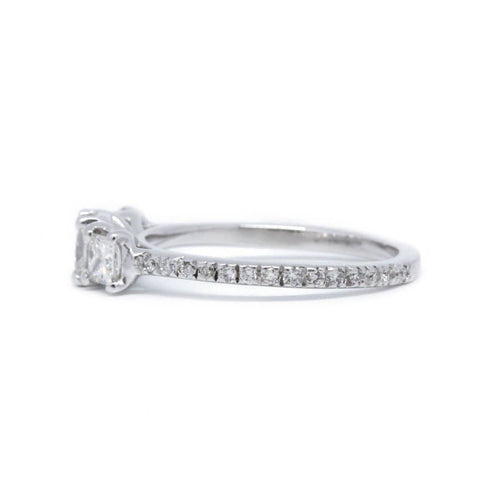 Bague 53.5 Bague trilogie en or blanc et diamants 58 Facettes 220012R