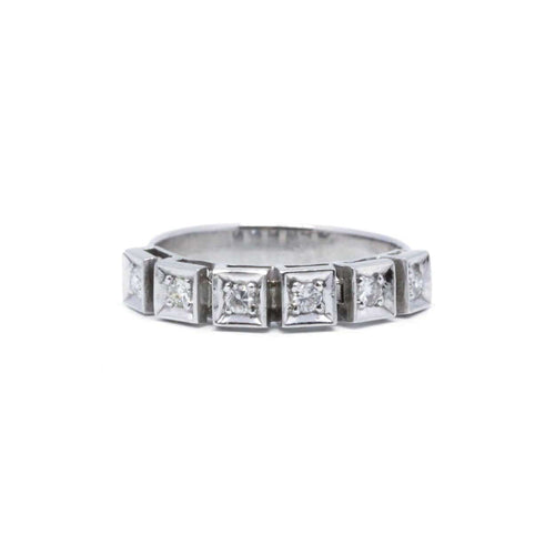 Bague 50 Bague en or blanc et diamants 58 Facettes 210229R