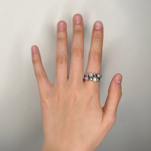 Bague 57 Bague en or blanc et diamants 58 Facettes 210181R