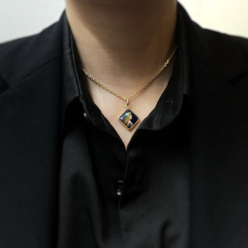 Pendentif Pendentif en or jaune 750‰ et émail 58 Facettes 170096R