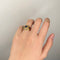Bague 51 Bague en or jaune avec saphir, grenats et diamants 58 Facettes 200015R