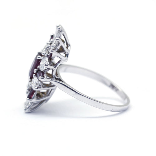 Bague 54 Marquise - Bague en or blanc, rubis et diamants 58 Facettes 230023SP