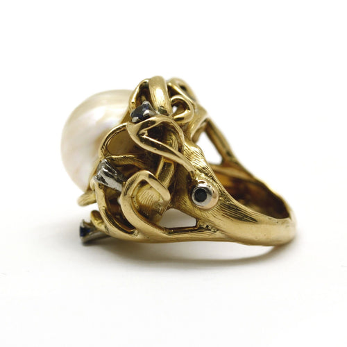Bague 49 Bague en or jaune, perle, diamants et saphirs 58 Facettes 230022SP
