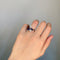 Bague 51 Bague cocktail en or blanc, saphirs et diamants 58 Facettes 220588R