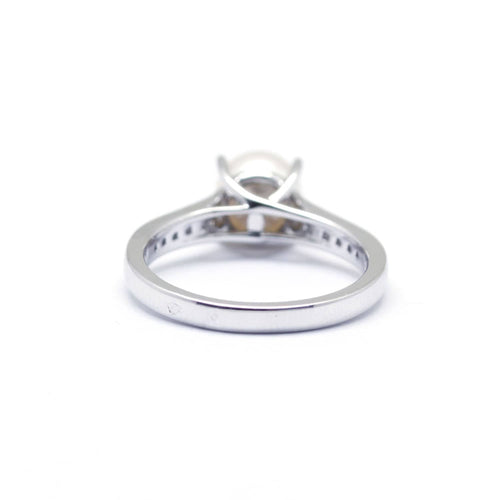 Bague 52 Bague solitaire en or blanc avec perle et diamants 58 Facettes 130136R-160047R