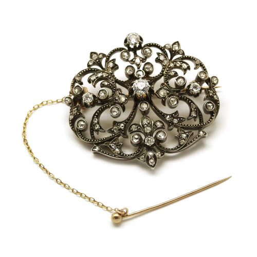 Broche Broche XIXe en or jaune, argent et diamants 58 Facettes 180115R