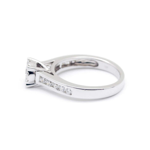 Bague 52 Bague en or blanc et diamants 58 Facettes 220536R