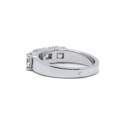 Bague 50 Demi-alliance en or blanc et diamants 58 Facettes 220503R