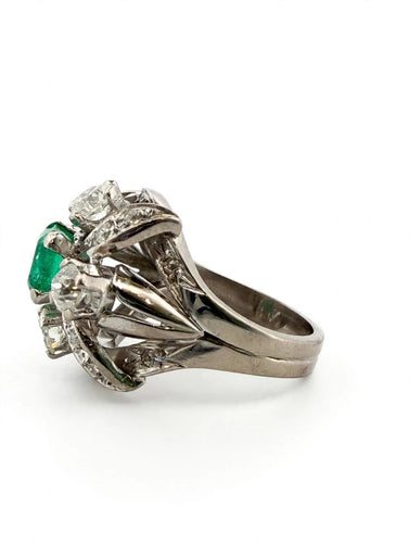 Bague 53 Bague émeraude centrale en platine et diamants 58 Facettes 562/26 A