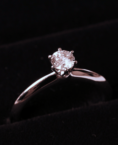 Bague 47.5 Tiffany & Co - Bague solitaire en platine et diamant 58 Facettes Tiffany setting 0.27