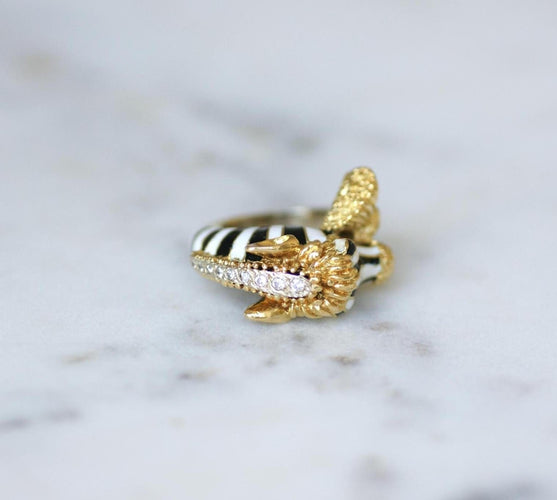 Bague 47 Frascarolo - Bague zèbre en or jaune, émail, rubis et diamants 58 Facettes