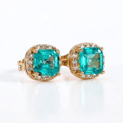 Boucles d'oreilles Boucles d'oreilles en or jaune 14 ct, émeraudes et diamants 58 Facettes E0057