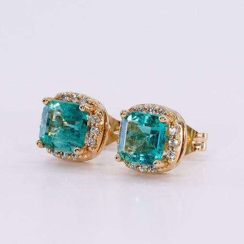 Boucles d'oreilles Boucles d'oreilles en or jaune 14 ct, émeraudes et diamants 58 Facettes E0057