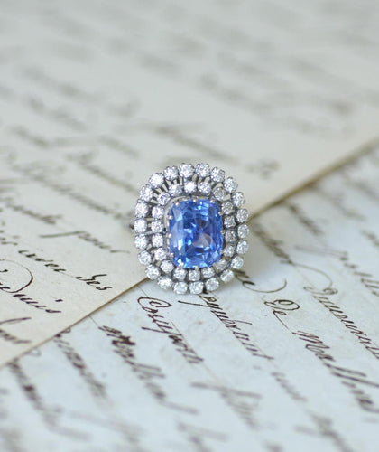 Bague 57 Bague saphir de Ceylan en or blanc et diamants 58 Facettes