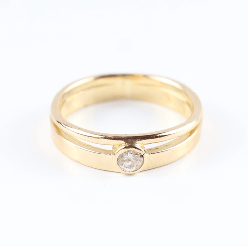 Bague 51 Bague solitaire en or jaune 18K et diamant 0,16 ct 58 Facettes 159/24SL3