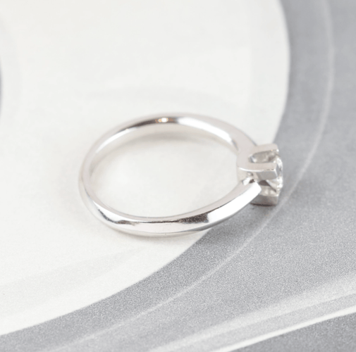 Bague 54 Bague solitaire en or blanc avec diamant 0,25 ct 58 Facettes 131631