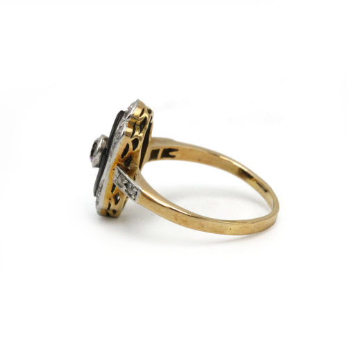 Bague 44 Art Déco - Bague en or jaune, platine, onyx et diamants 58 Facettes 260233R