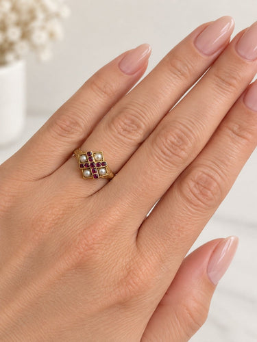 Bague 55 Bague vintage en or jaune, perles et rubis 58 Facettes 50522